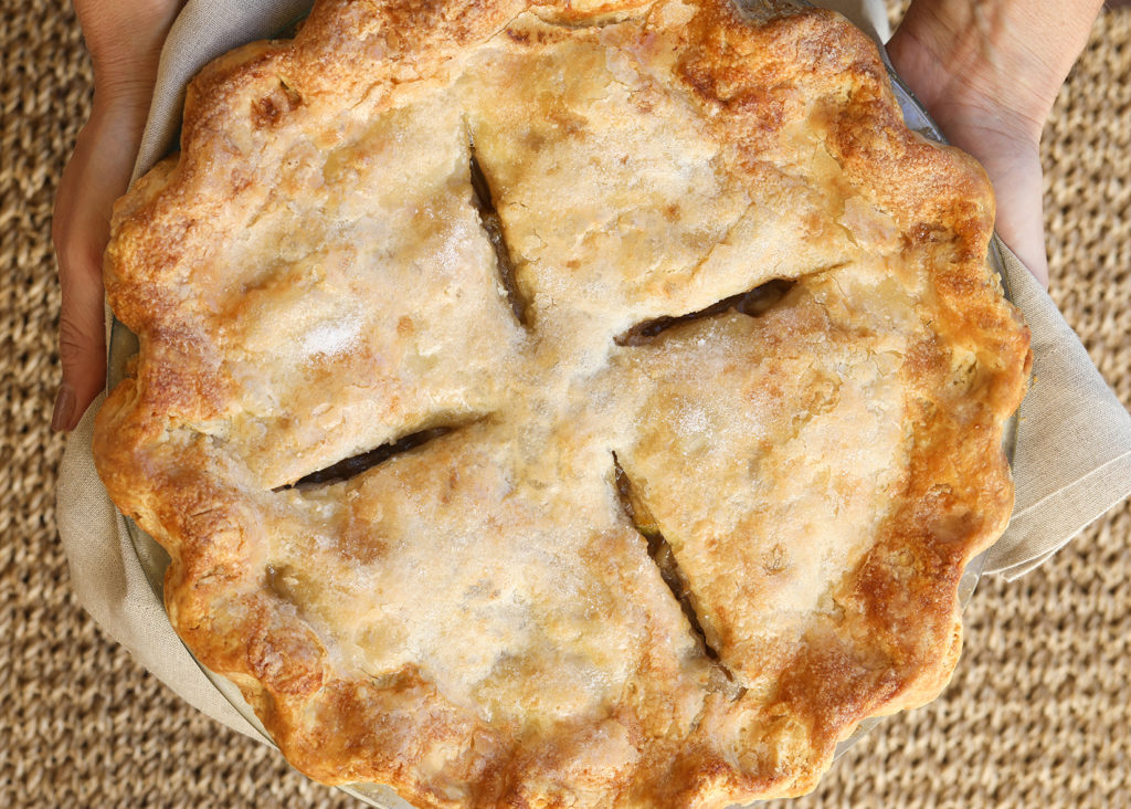 Flaky Pie Crust Recipe | Easy Homemade Apple Pie